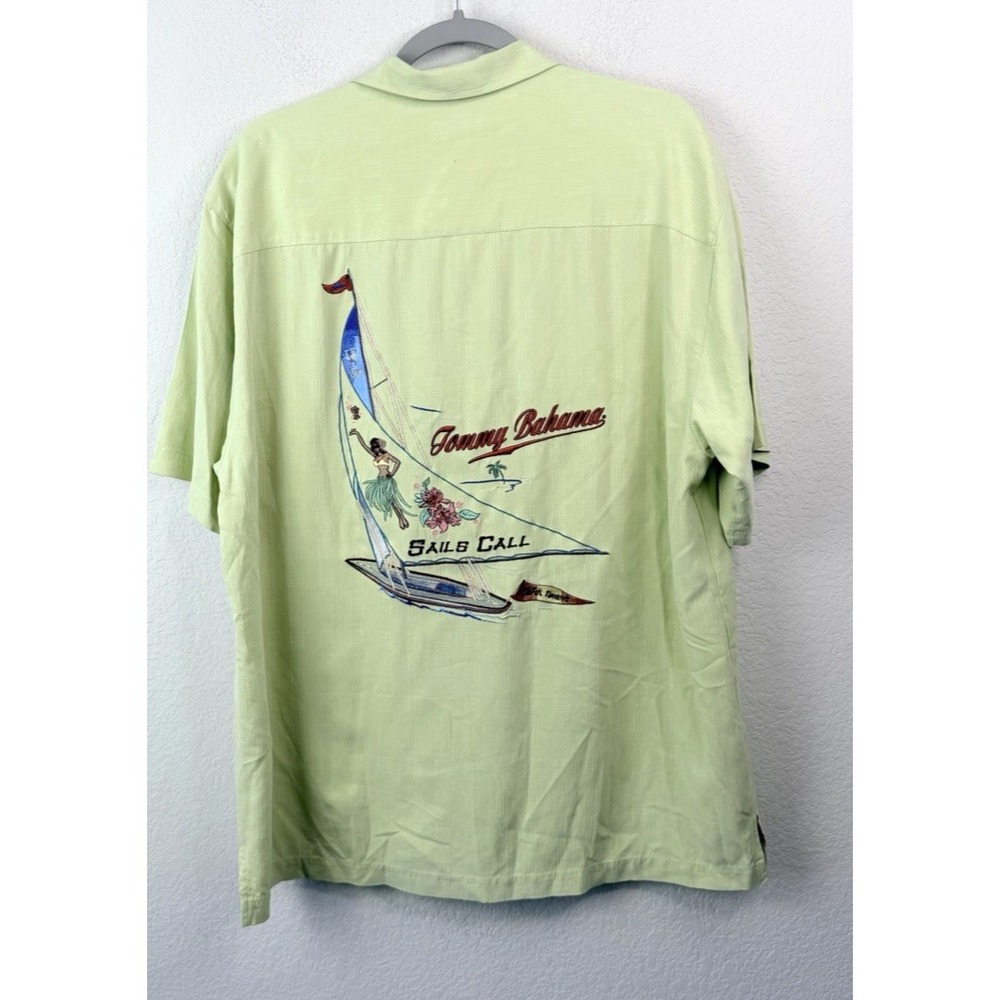 Tommy Bahama Sails Call Men L 100% Silk Camp Shirt Embroidered Sailboat Green